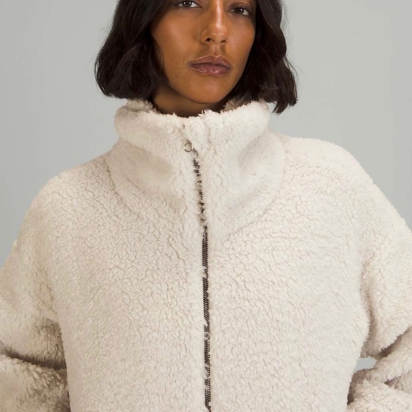 Lululemon Cinchable Fleece Zip-Up in White Opal - Picture 2 of 7